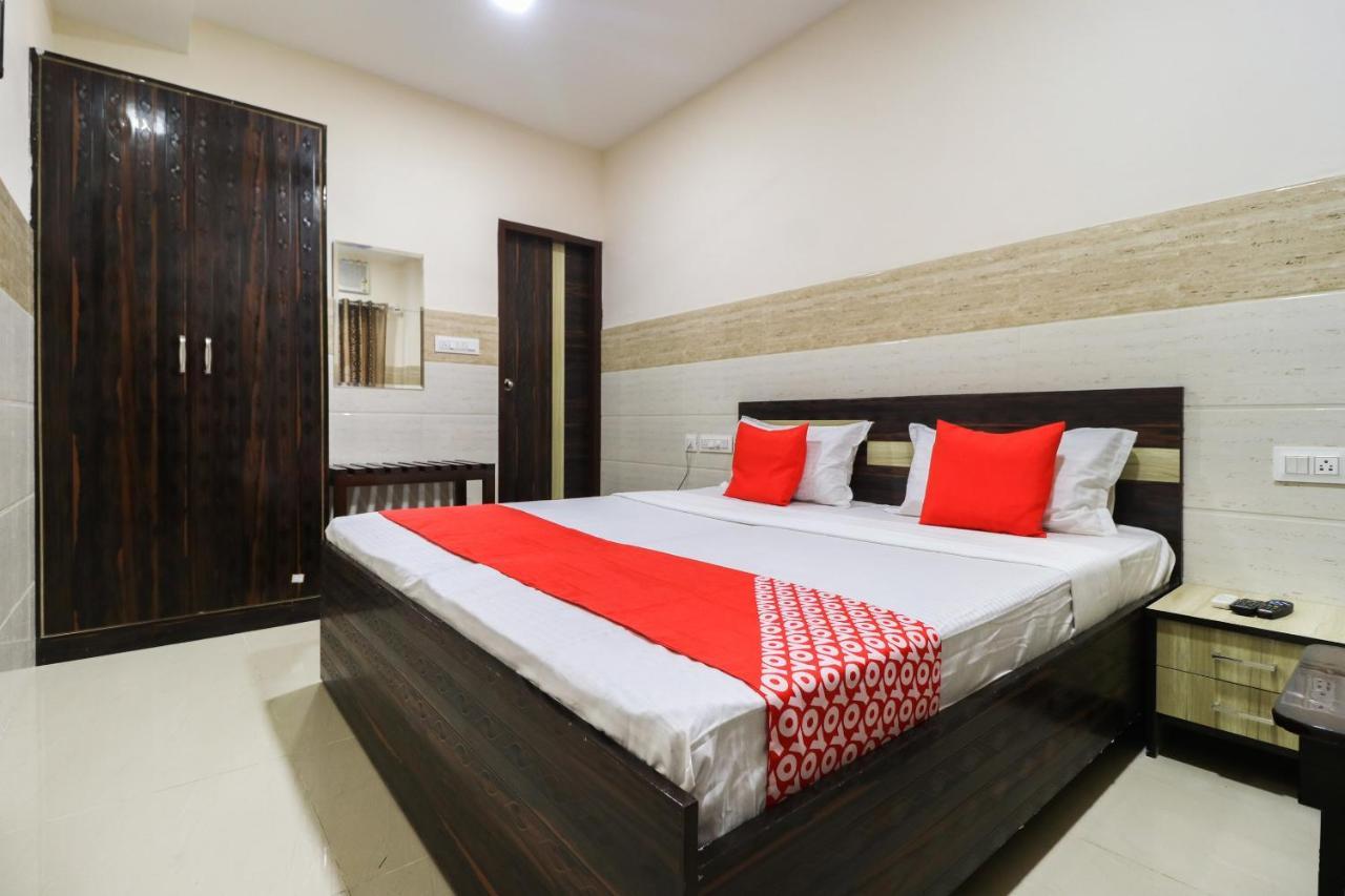 Oyo 49095 Hotel K Fort Abadpura Exterior photo